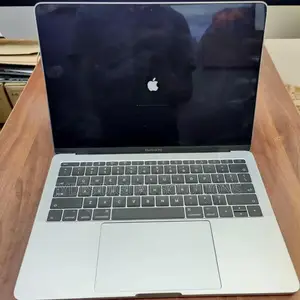 Laptop Apple MacBook Pro 2017 8GB Intel Core I5 SSD 128GB