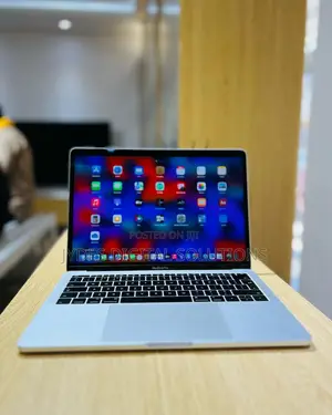 Laptop Apple MacBook Pro 2016 8GB Intel Core I5 SSD 256GB