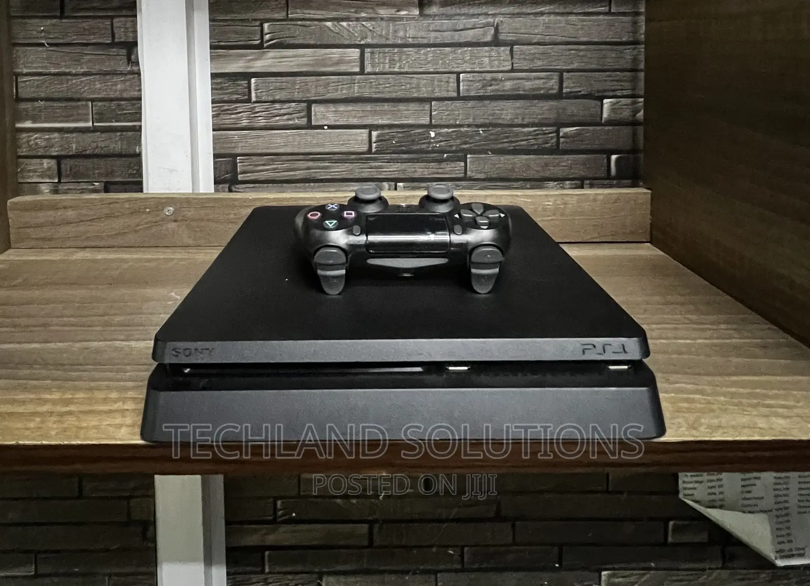 Playstation 4 Slim (500gb)
