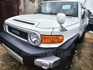 Toyota FJ Cruiser 2016 Off white