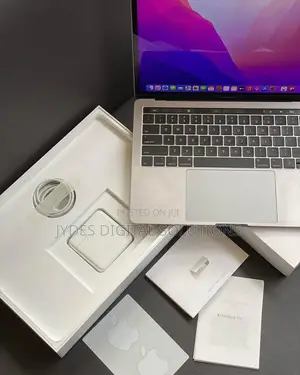 Laptop Apple MacBook Pro 2016 16GB Intel Core I5 SSD 256GB