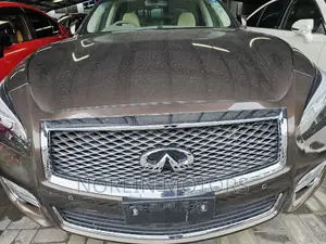 Nissan Fuga 2017 Brown