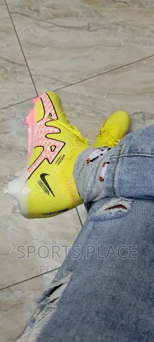 Nike Air Zooms Low Cut Football Boots