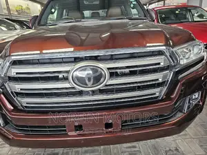 Toyota Land Cruiser 2017 Brown