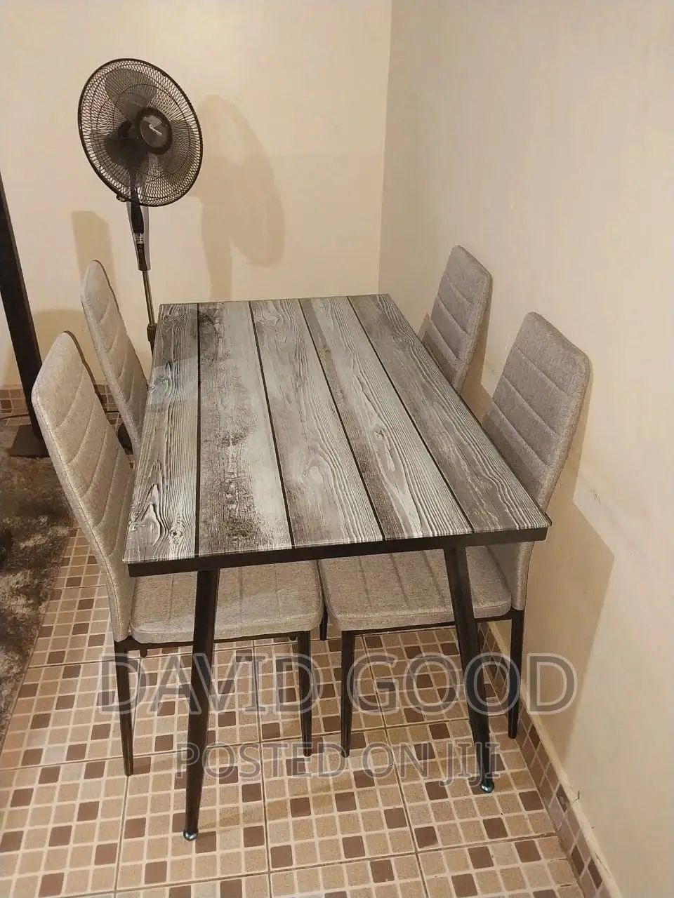Dinning Table Dinning Table Dinning Table