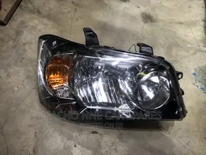 Toyota Kluger Non Xenon Headlight