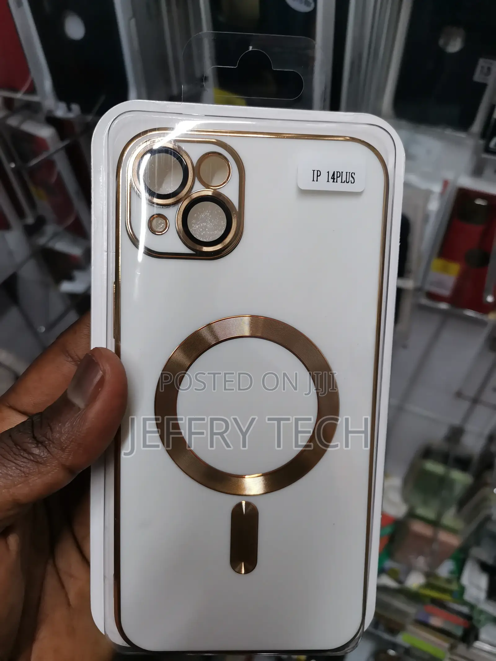 iPhone 14 Plus (6.7") Magsafe Compatible Bumper Gold Frame