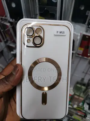 iPhone 14 Plus (6.7") Magsafe Compatible Bumper Gold Frame