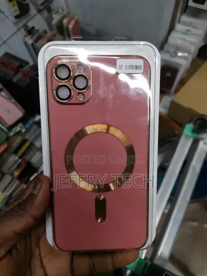 iPhone 11 Pro Max Magsafe Plating Red Phone Case With Lens