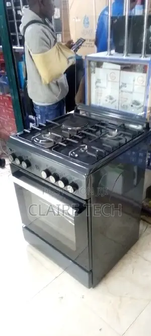 BJ'S 3plus 1 Standing Cooker With Hot Plate