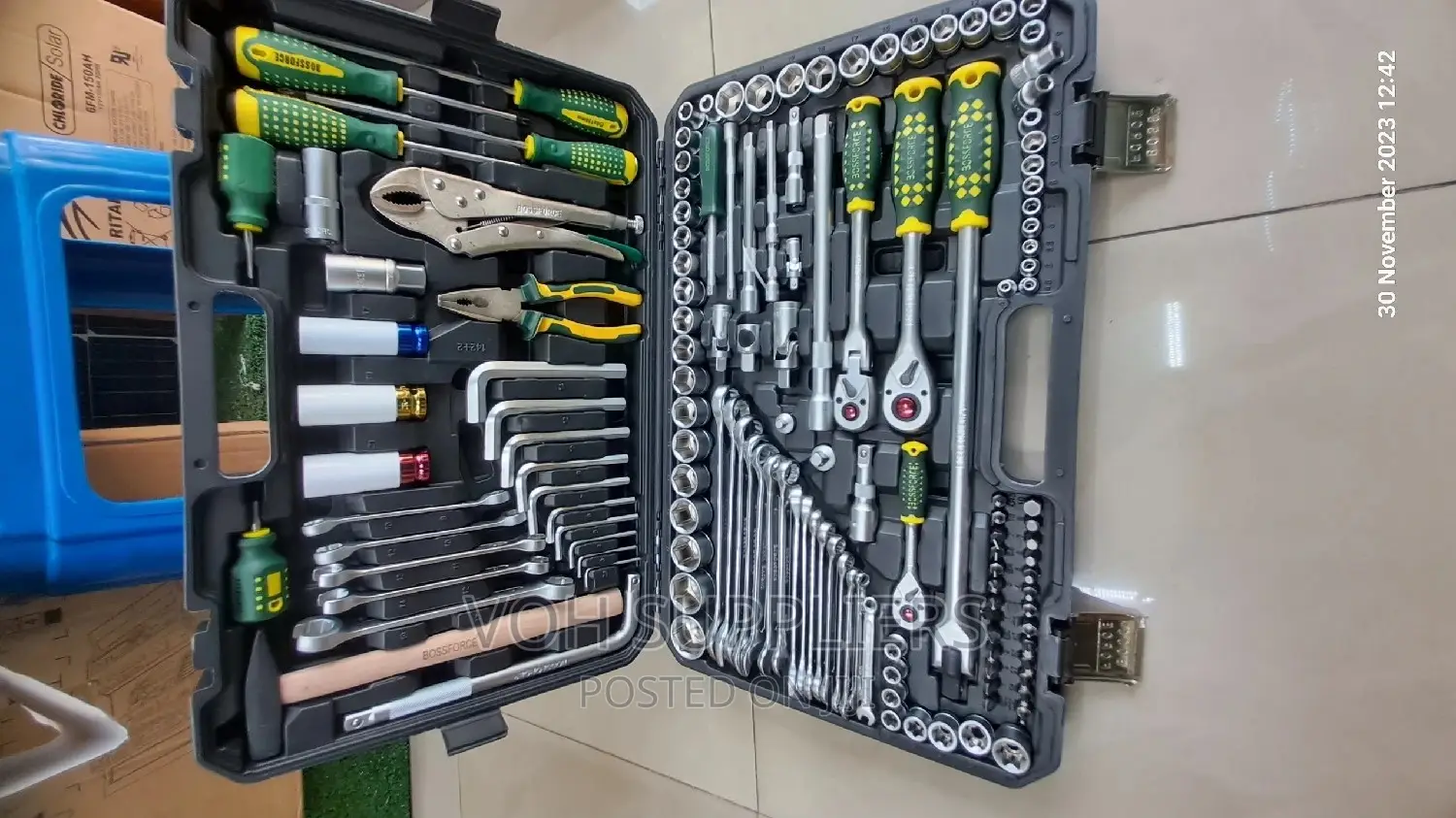 142pcs +2pcs Force Mechanical Toolbox