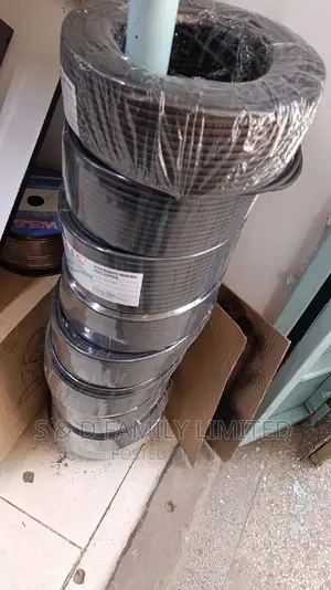 Black Speaker Cable