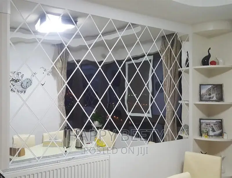 Diamond Shaped Acylic Mirrors