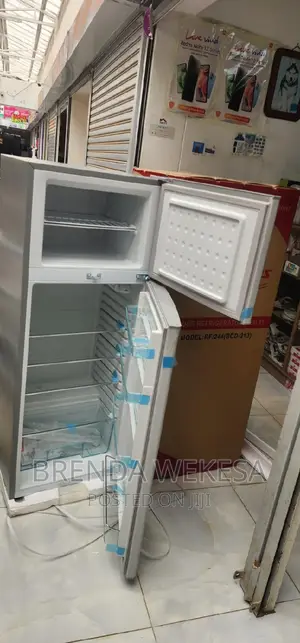 Ramtons 213 Liters 2 Door Direct Cool Fridge, Mar Silver –