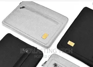 .WIWU Pioneer Laptop Sleeve 14" - Black | GM391114B