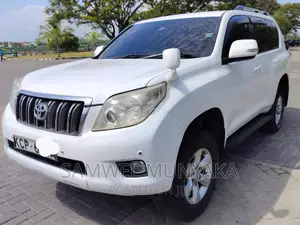 Toyota Land Cruiser Prado 2.7 i 2011 Pearl