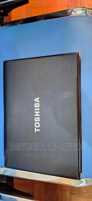 Laptop Toshiba Portege A30 4GB Intel Core I5 HDD 500GB