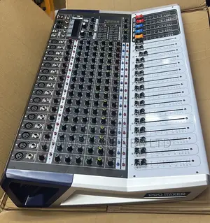 Soundscraft PRO Kv160 Powered Mixer With USB and Bluetooth