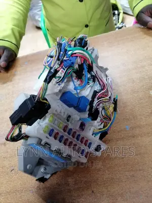Suzuki Alto Fuse Box