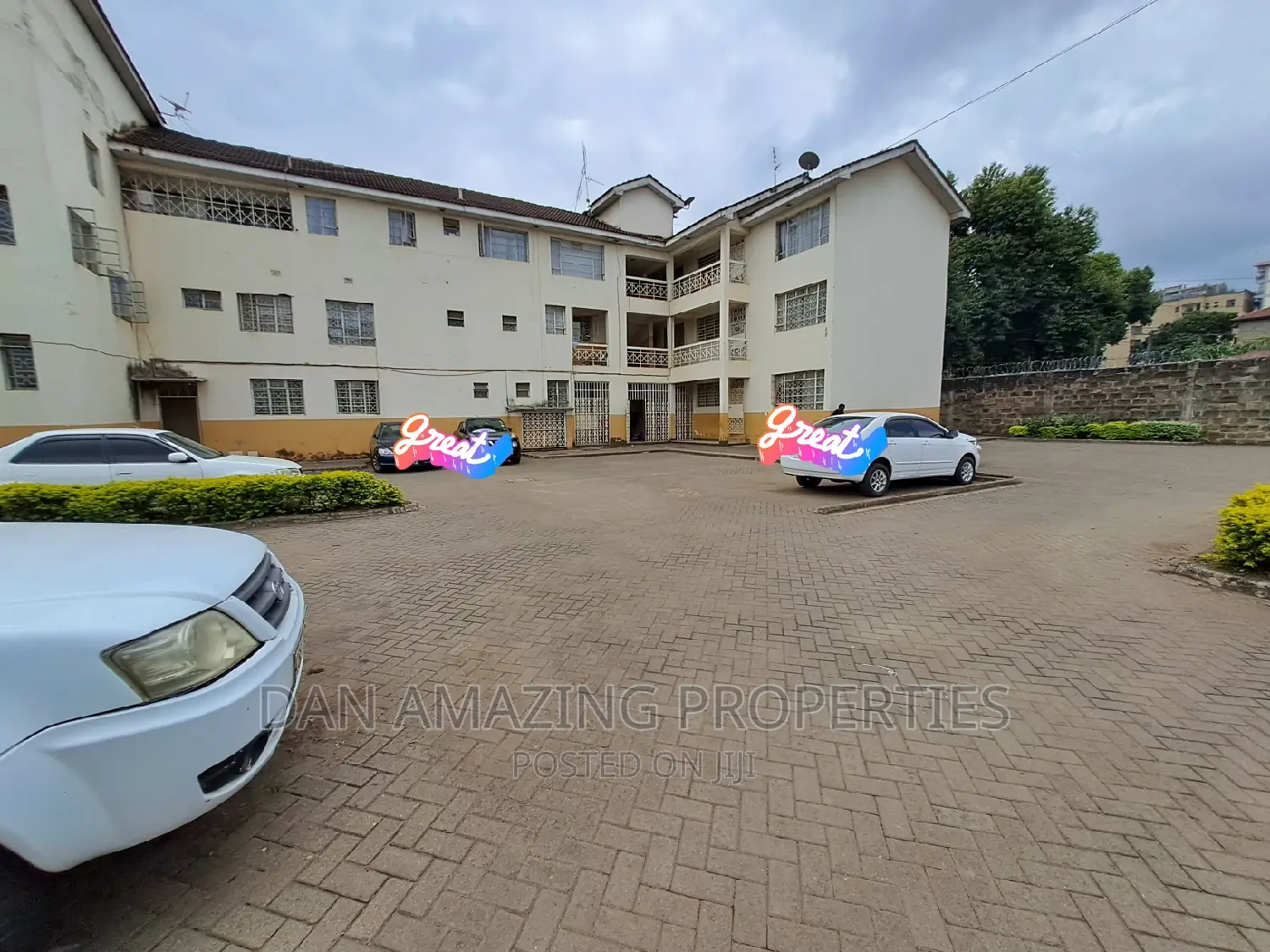 Flat for Sale in Pangani on 1/2 Acre Corner Plot