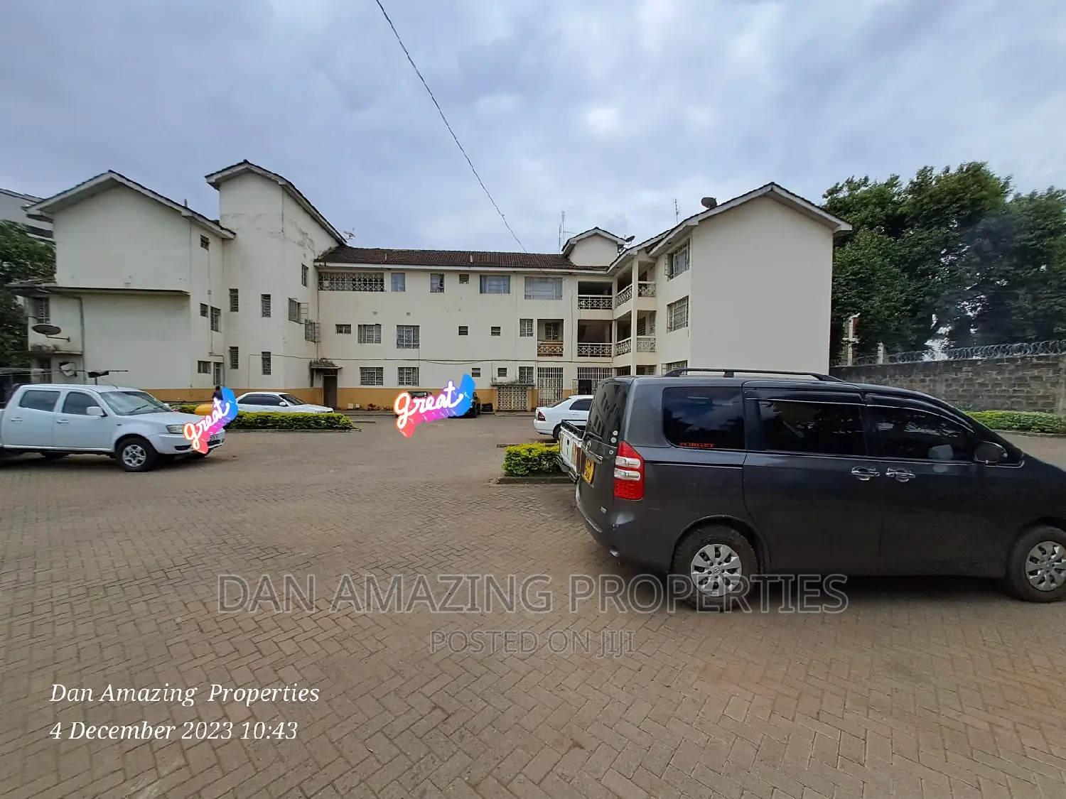 Flat for Sale in Pangani on 1/2 Acre Corner Plot