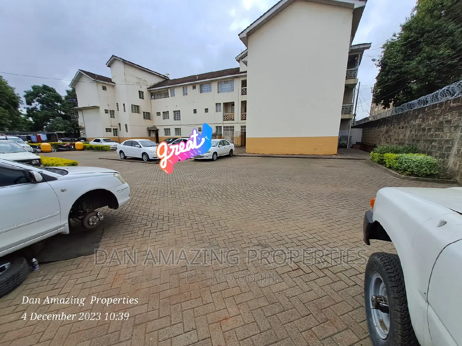Flat for Sale in Pangani on 1/2 Acre Corner Plot