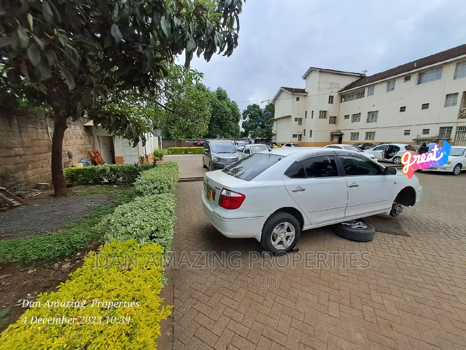 Flat for Sale in Pangani on 1/2 Acre Corner Plot