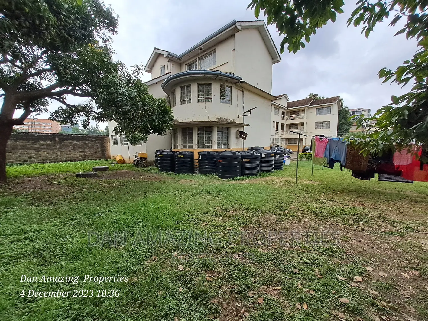 Flat for Sale in Pangani on 1/2 Acre Corner Plot