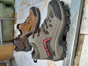 Skyview All Weather Unisex Hiking Boots Size 36-39