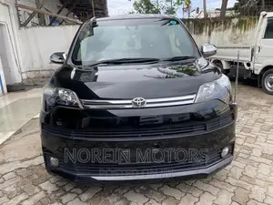 Toyota Spade 2017 Matt Black