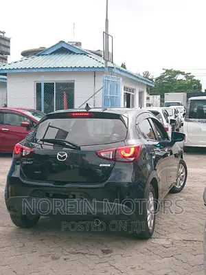 Mazda Demio 2017 Black