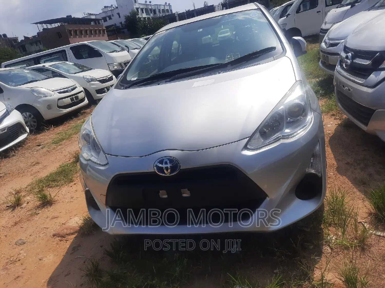 Toyota Aqua 2016 Silver