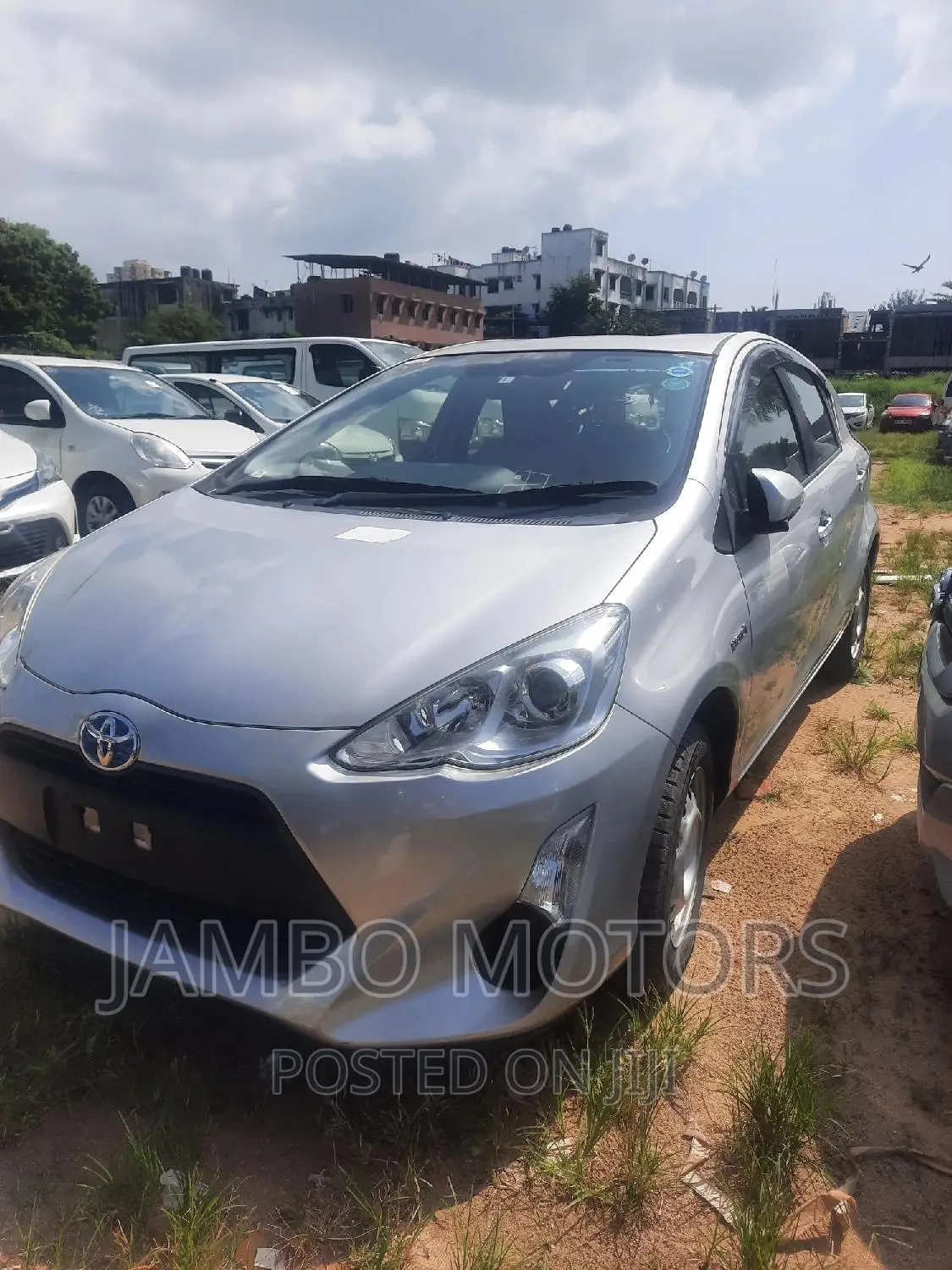 Toyota Aqua 2016 Silver