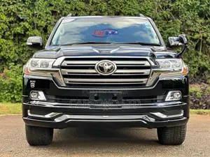 Toyota Land Cruiser 2016 Black