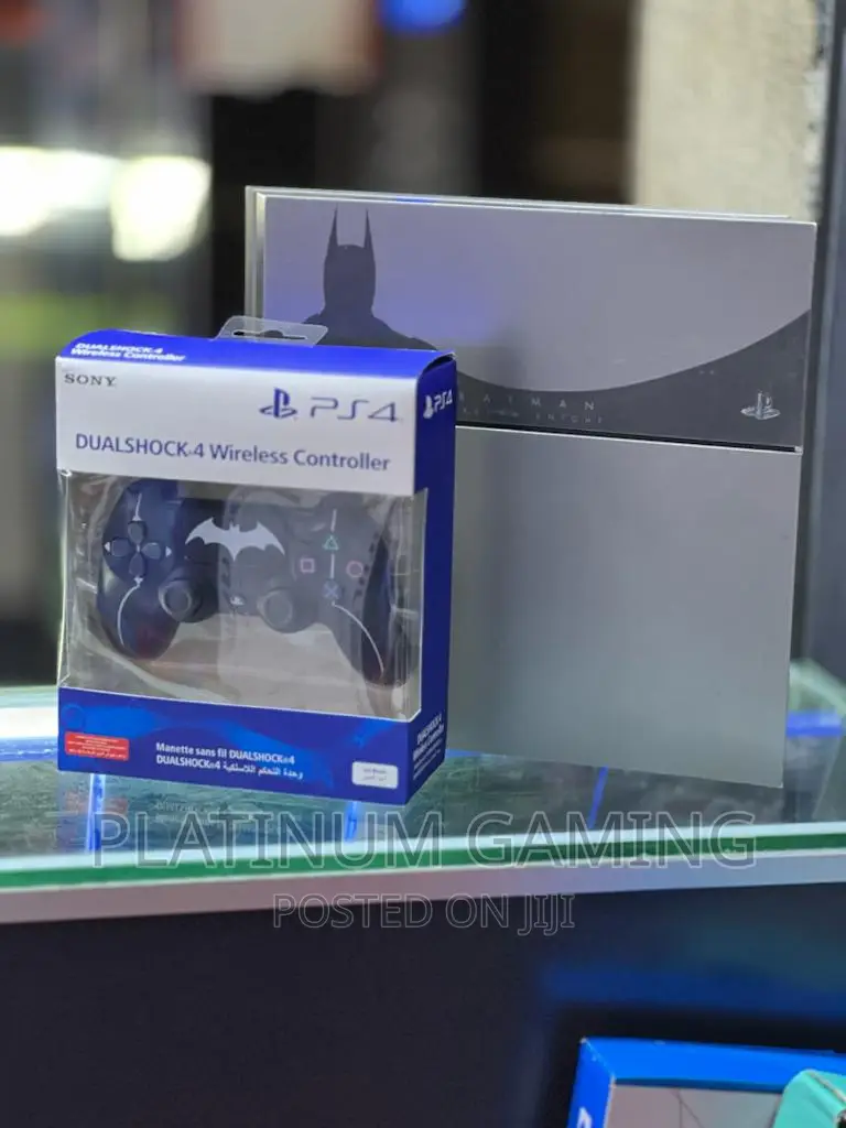 PS4 Standard Arkham Knight Bundle