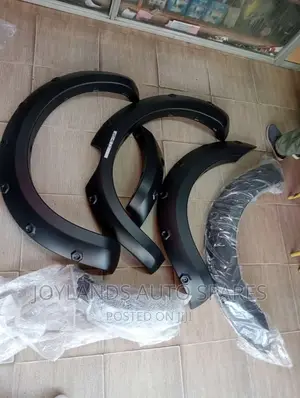 Ford Ranger T6 Fender Flares/Fender Trims
