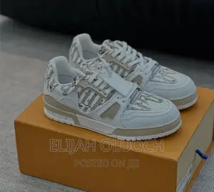 Louice Vuitton Sneakers