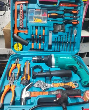 Powerful Makita Drillset 710w