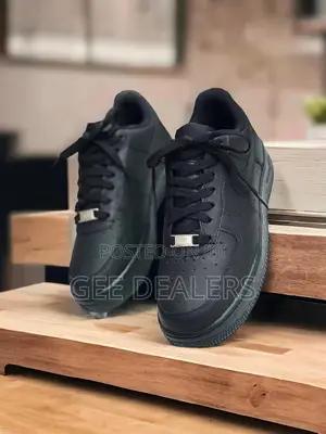Bkack Unisex Airforce 1 Sneakers