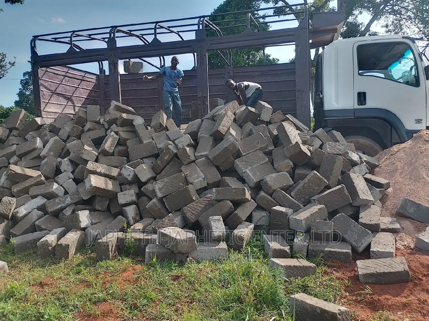 Ndarugo Za Walling(Walling Machine Cut Stones)