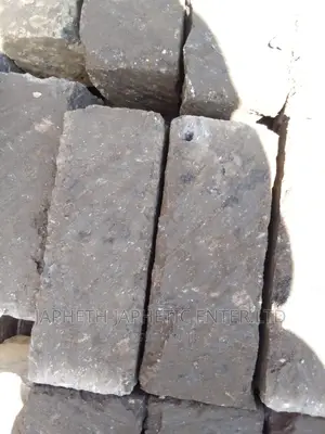 Ndarugo Za Walling(Walling Machine Cut Stones)