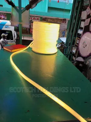 100mtrs Piped Warm White Snakelights