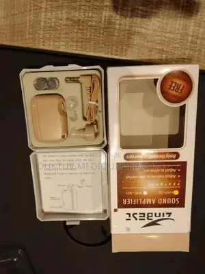 Pocket Hearing Aid( With Earphones) Battery Powered