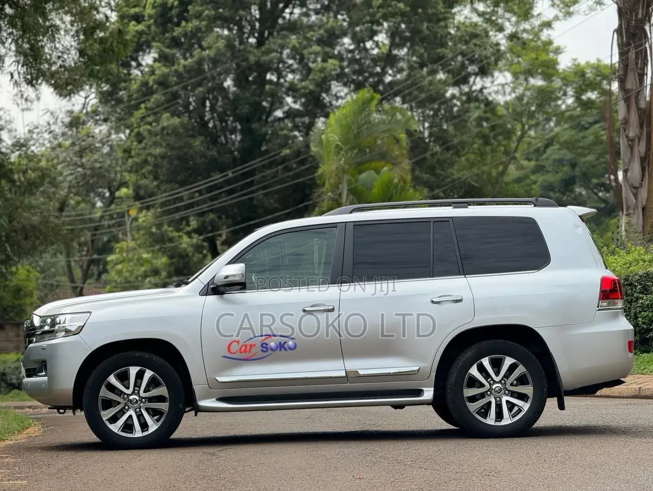 Toyota Land Cruiser 2016 Silver