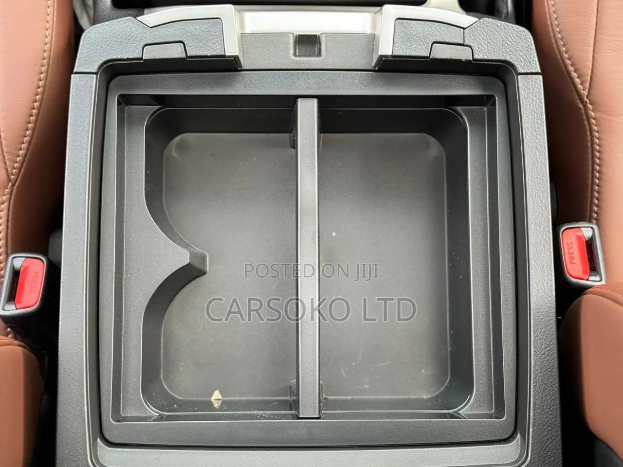 Toyota Land Cruiser 2016 Silver