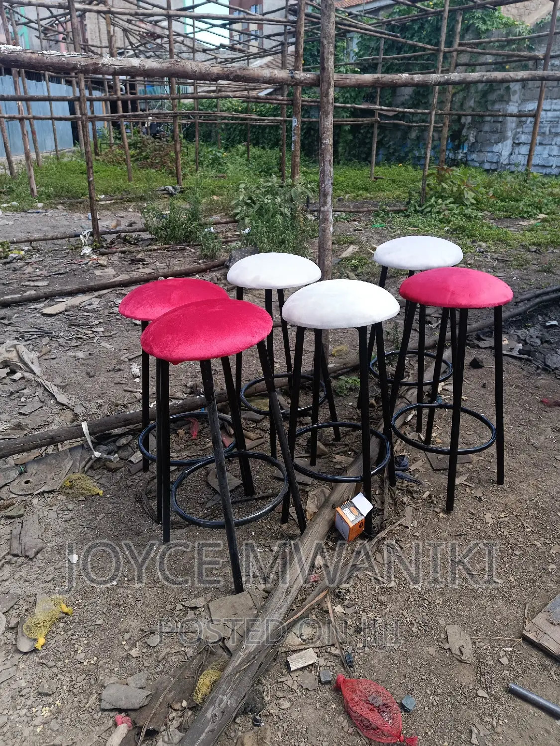 Backless Restaurant Stools, Different Colours.