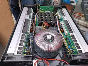 CA 18 Power Amplifier With Circuit Breaker