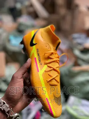 Nike Phantom GT Golden Football Cleats