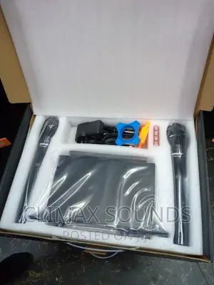Shure Wireless Microphone SH400B