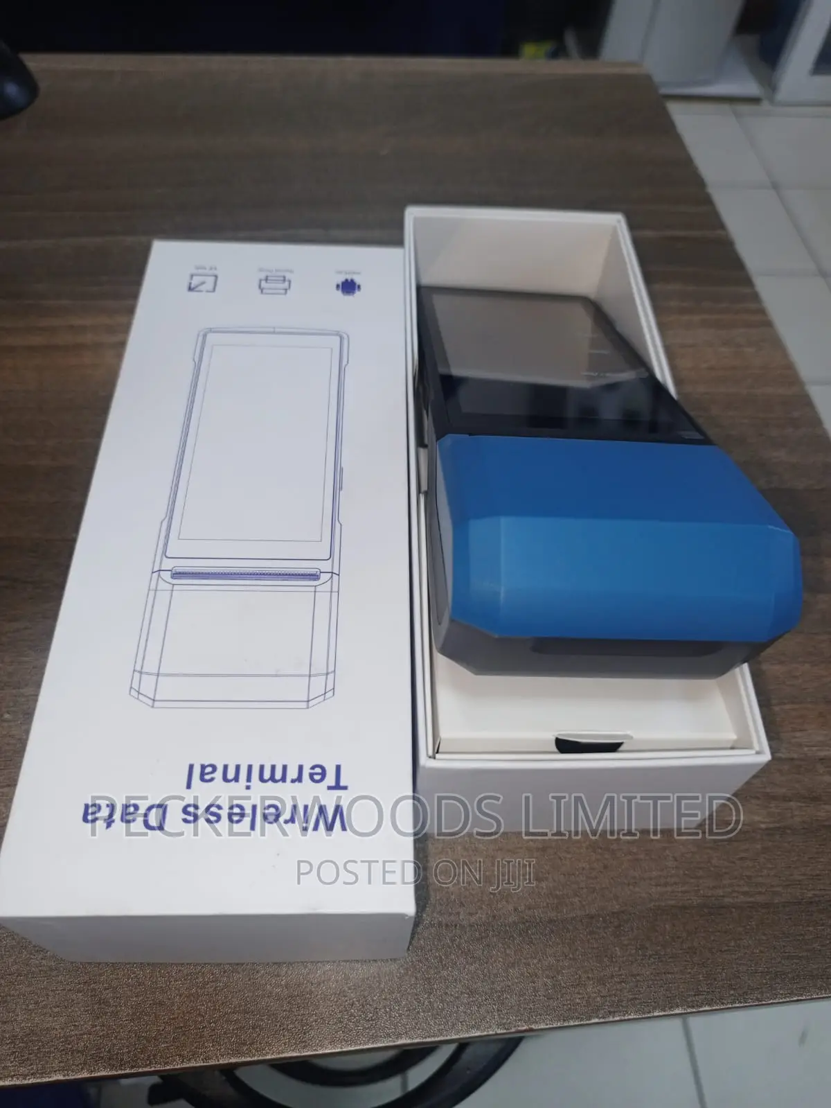 Flexible and Portable H10 Android 13 Pos Machine